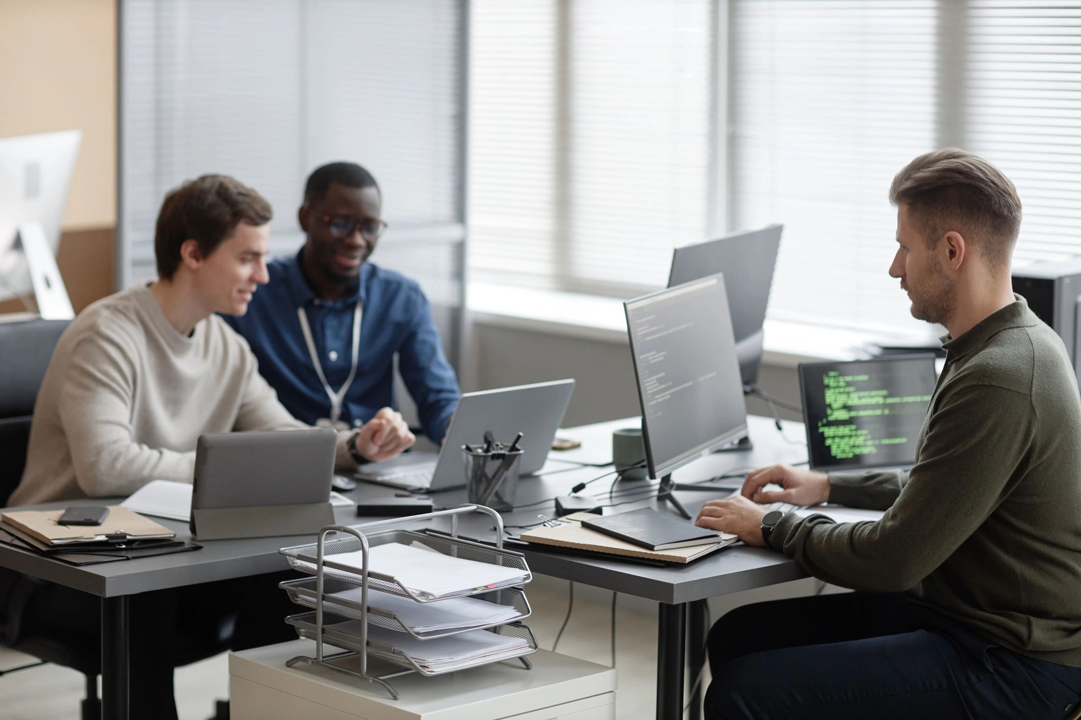 Service experience manager in a professional office environment
